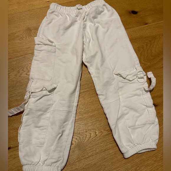 White Zara Pant - Picture 2 of 3